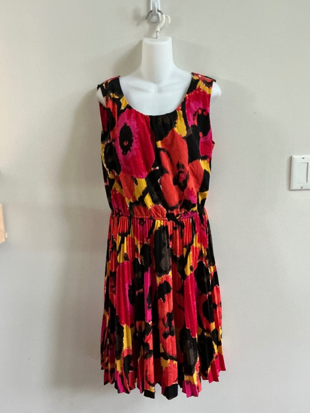 Size 12 black and floral sleeveless dress